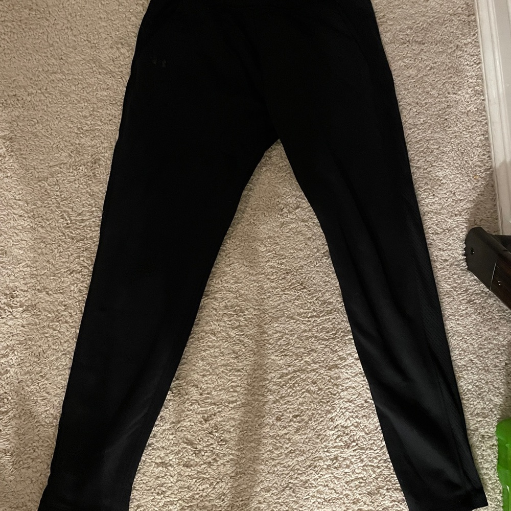Under Armour Black jogger sweatpants medium